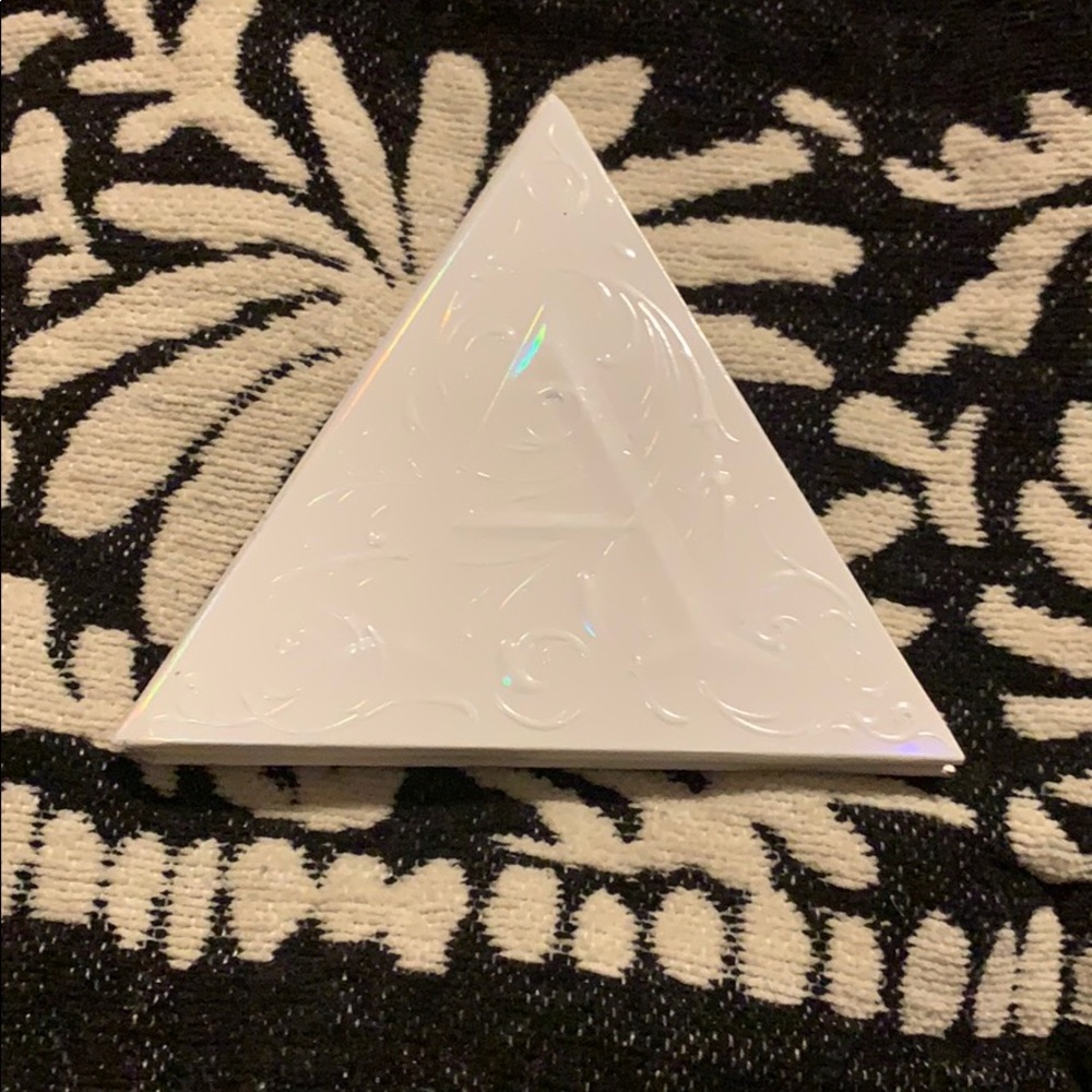 Kat Von D Alchemist Holographic Pallet